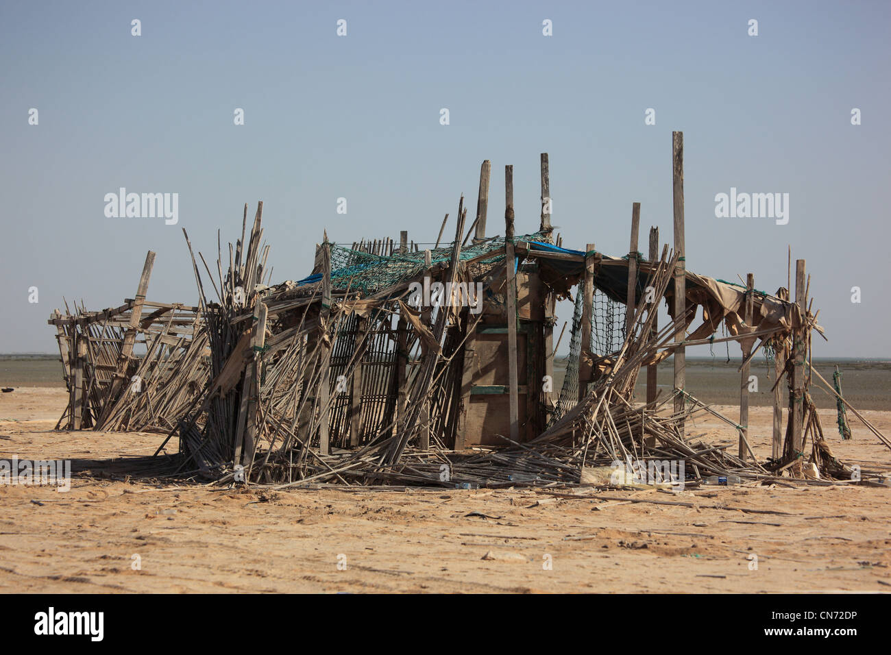 Armselige Fischersiedlungen an der Ostküste des Oman bei Film Stock Photo