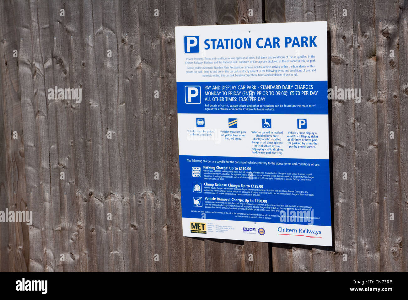 Car parking sign in Wendover Station Car Park Stock Photo Alamy