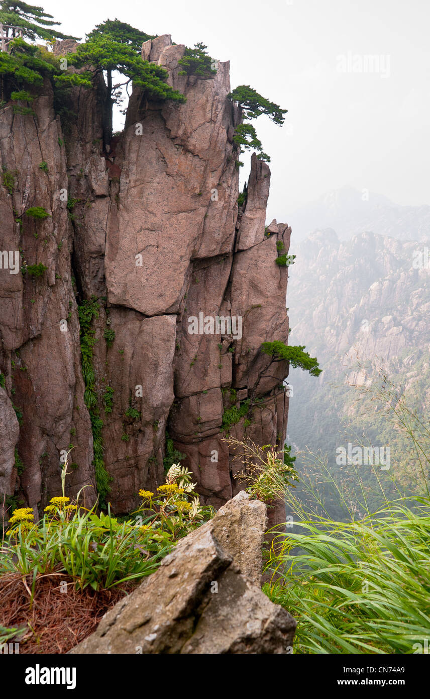 Haungshan peak in china during a misty day Stock Photo