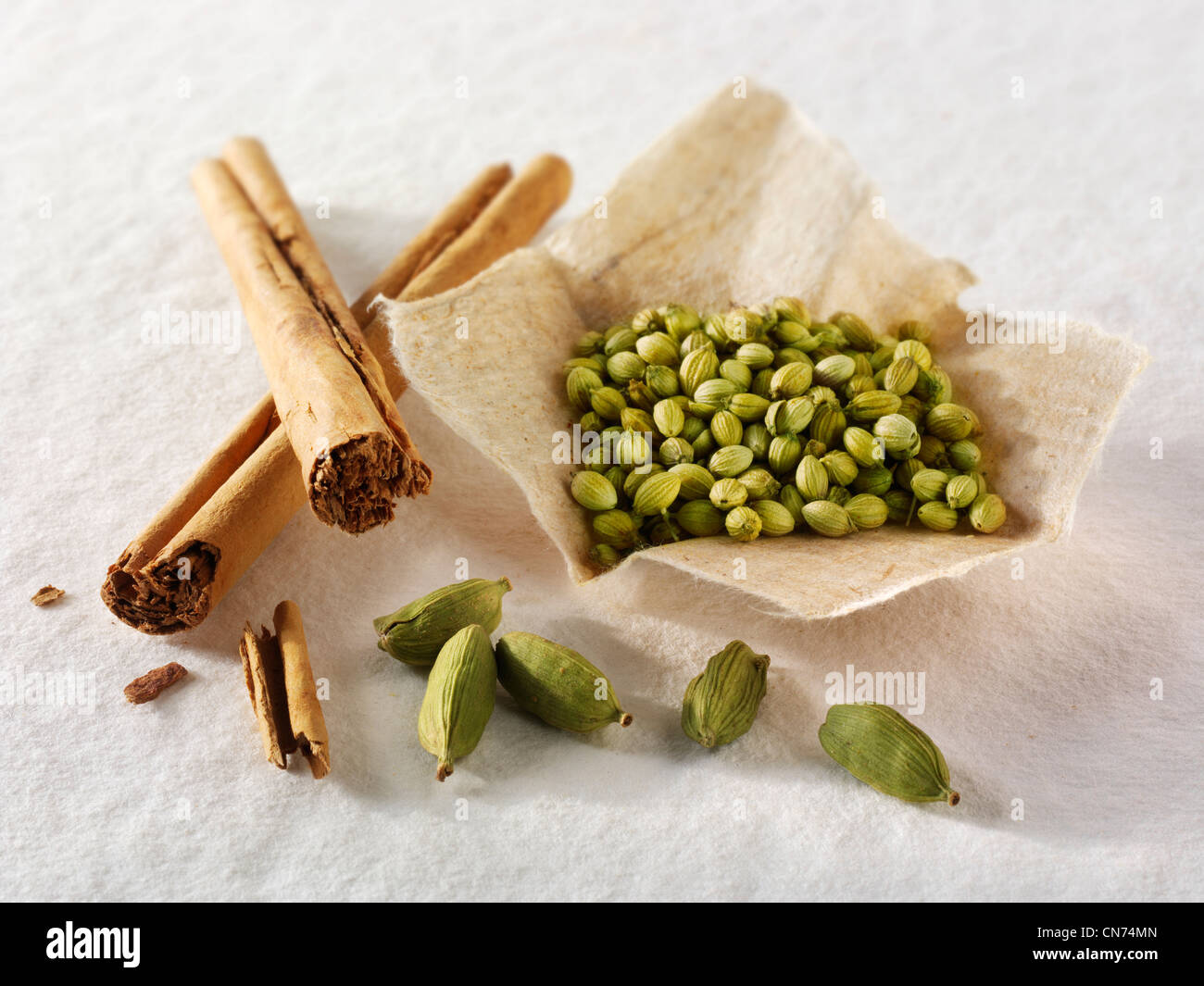 Cinamon sticks, cardamom & coriander seeds Stock Photo