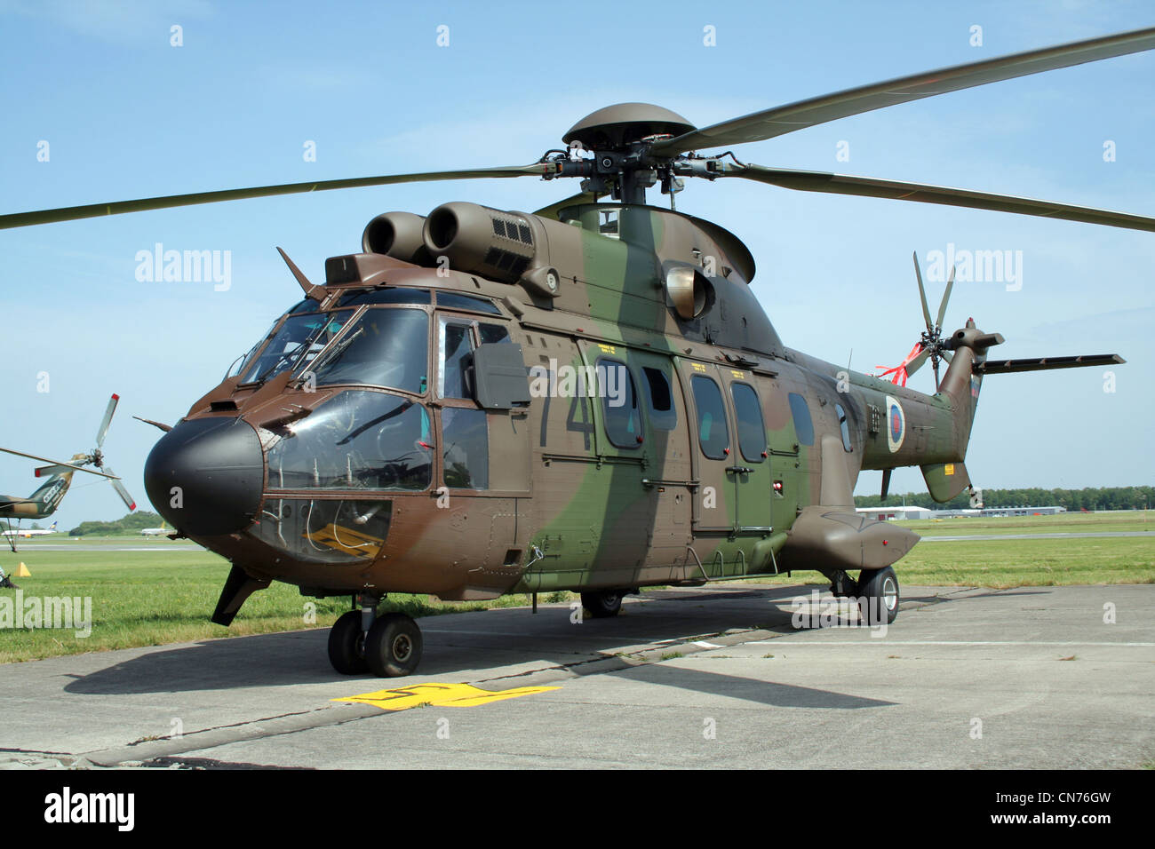 Cougar helicopter hi-res stock photography and images - Alamy