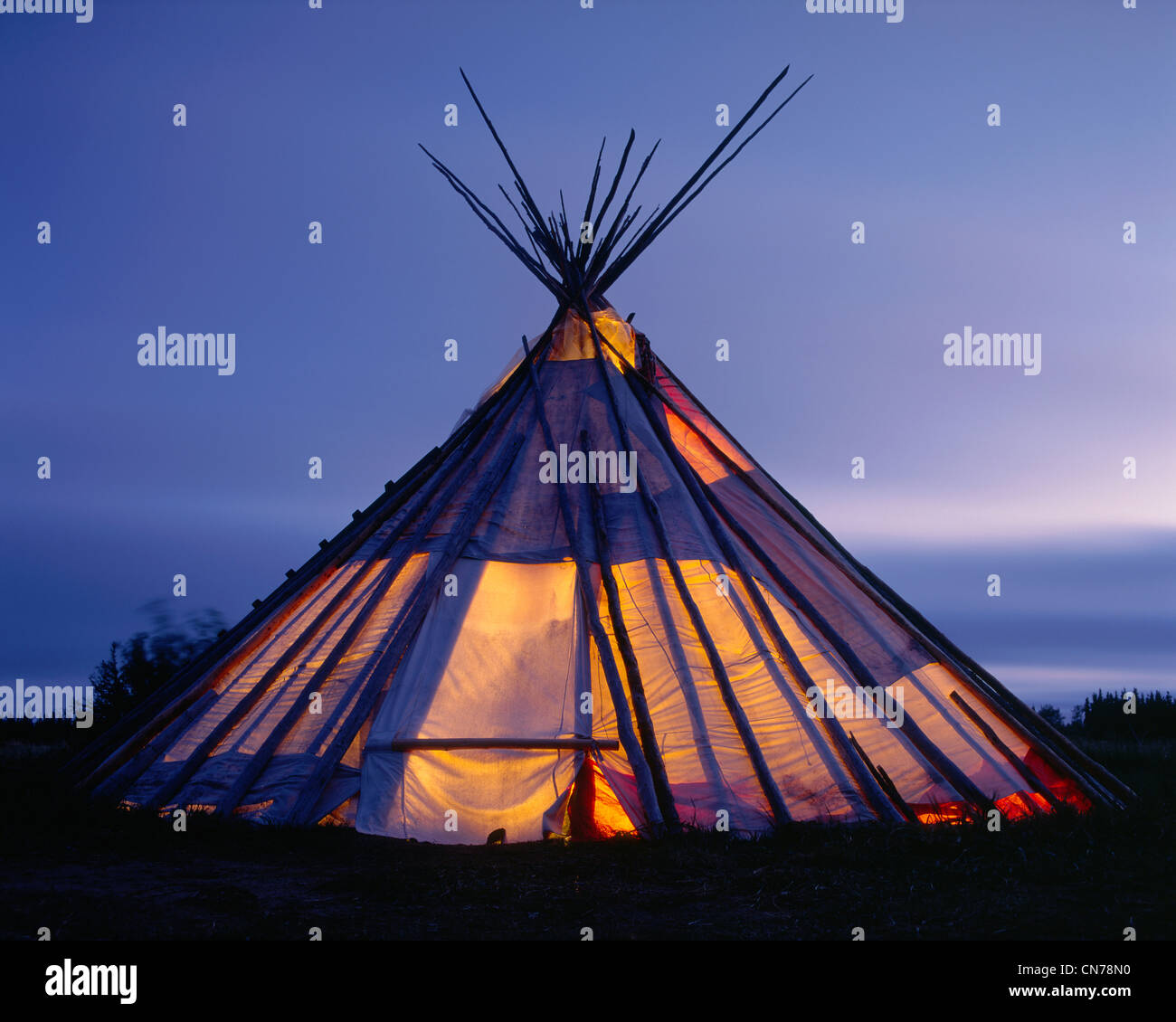 Teepee, Fort Island, Chisasibi, Quebec Stock Photo Alamy