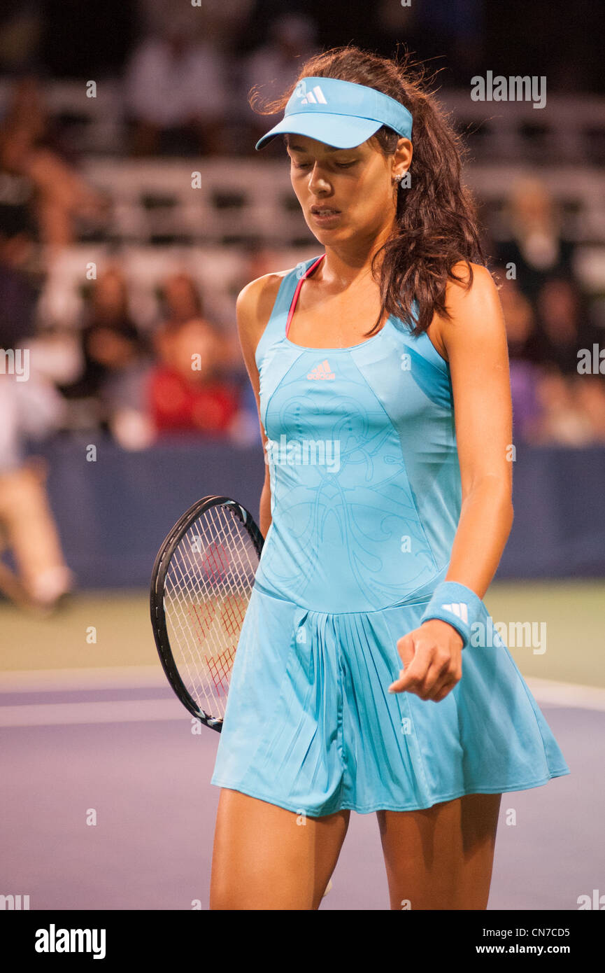 Tennis player, Ana Ivanovic, warms up for Mercury Insurance Open at La  Costa Resort Stock Photo - Alamy
