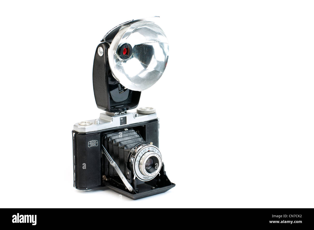 Zeiss Ikon Nettar II vintage folding camera Stock Photo Alamy