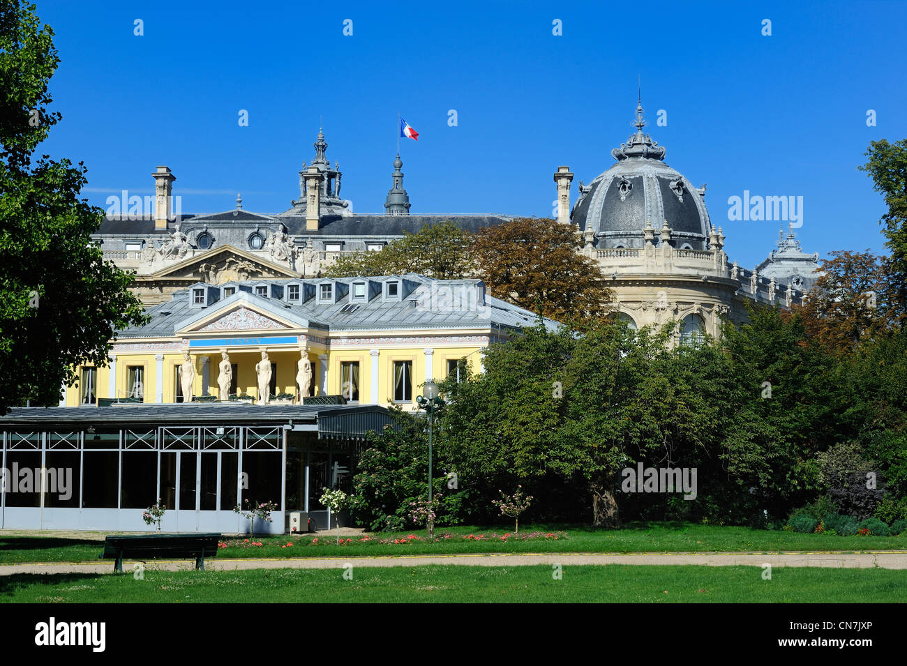 France, Paris, facade of the Pavillon Ledoyen, gastronomic restaurant and roof of the Petit Palais in the background Stock Photo
