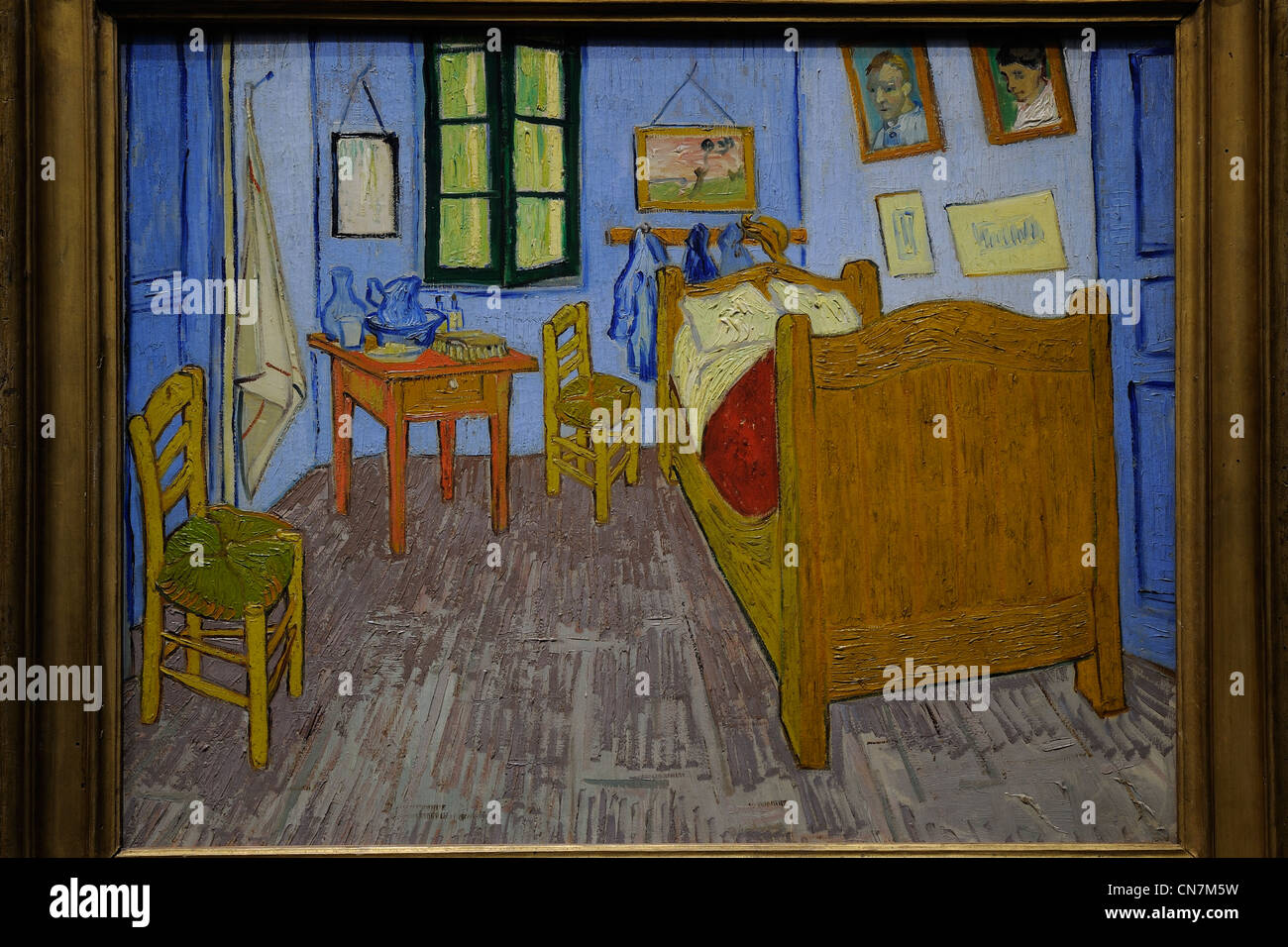 France, Paris, the Orsay Museum, Vincent van Gogh, La Chambre à coucher  1888 Stock Photo - Alamy