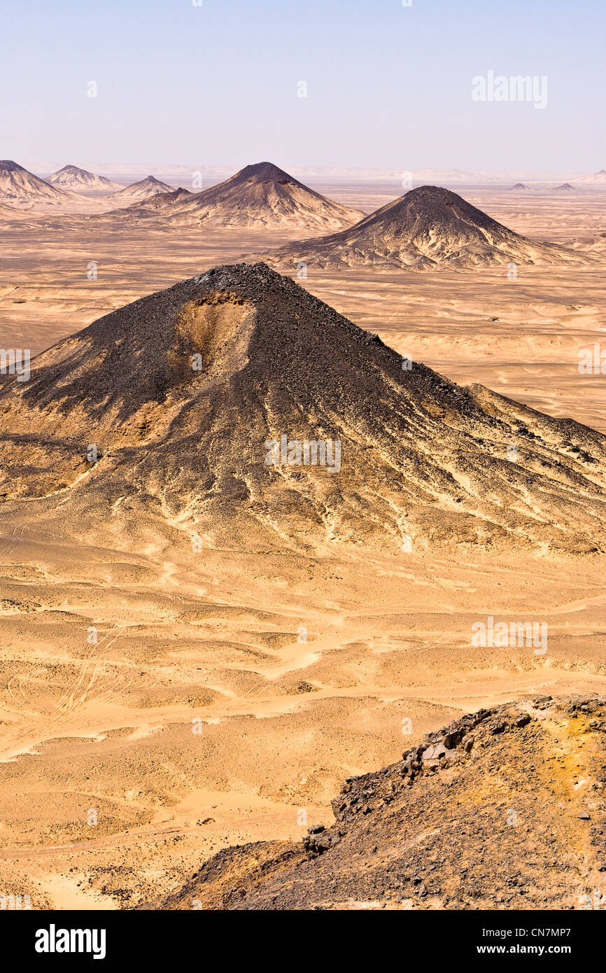 Egypt, Lower Egypt, Libyan desert, Bahareyya oasis, the black desert Stock Photo