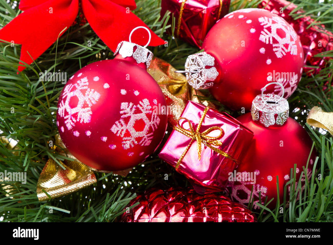 christmas wreath isolated on white background Stock Photo - Alamy