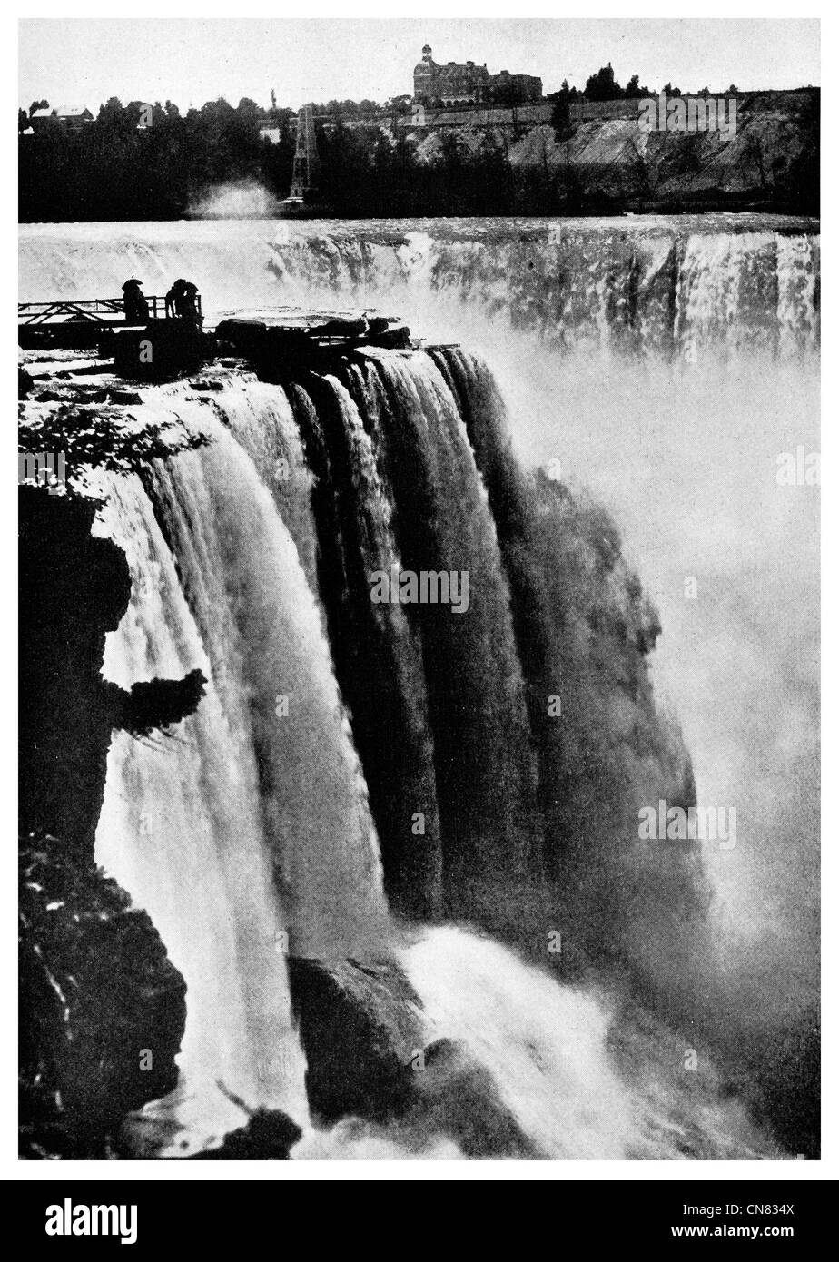 1917 Horseshoe water falls from Goat Island Naigara Stock Photo