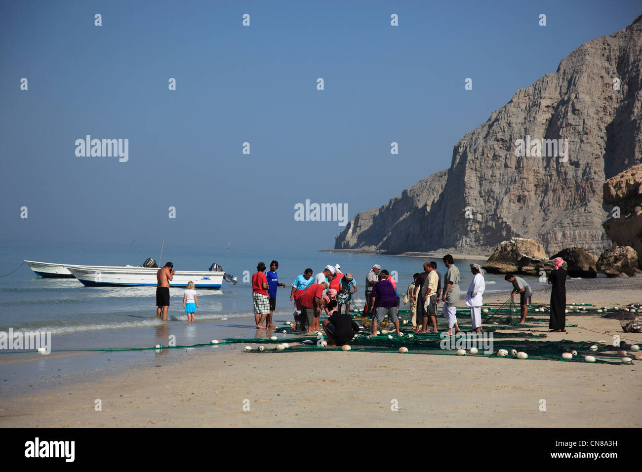 Fischer am arabischen Golf, bei Tibat, in der omanischen Enklave Musandam, Oman Stock Photo