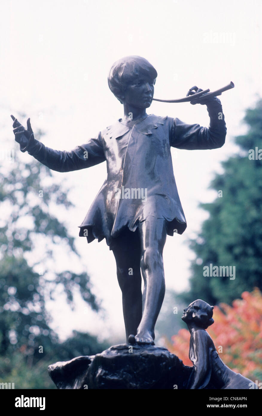 Peter Pan Statue, Kensington Gardens London England UK English statues