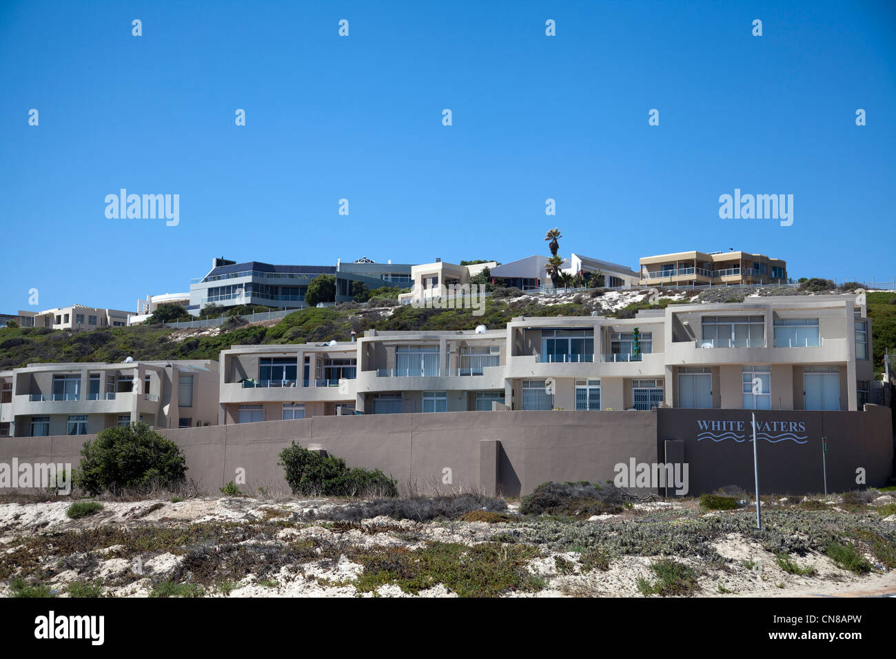Luxurious seaside homes at White Waters in Bloubergstrand in Western Cape Stock Photo
