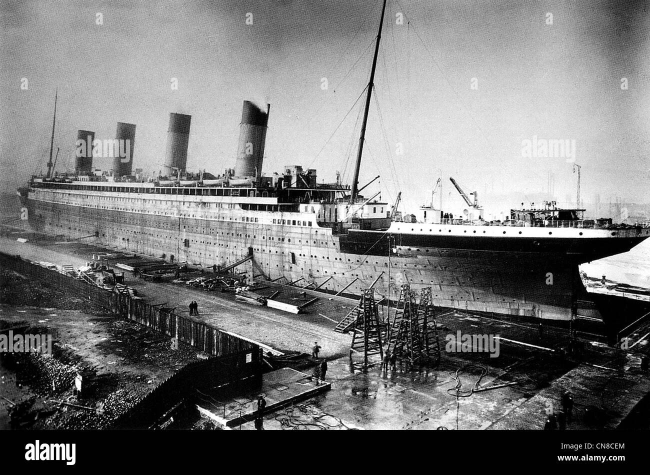 RMS Titanic under construction circa 1909 - 1912 Stock Photo