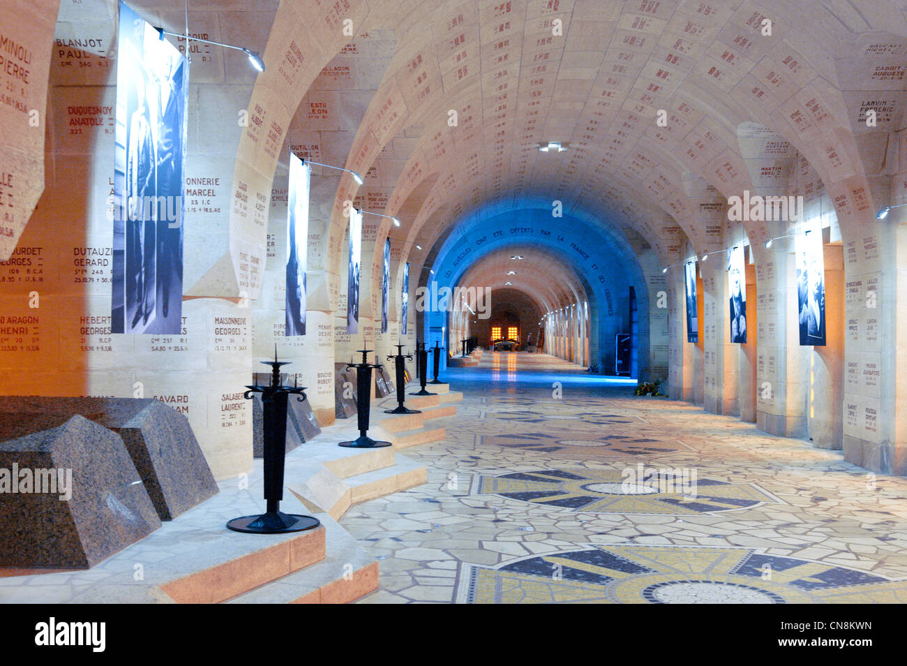World war i france tunnel hi-res stock photography and images - Alamy