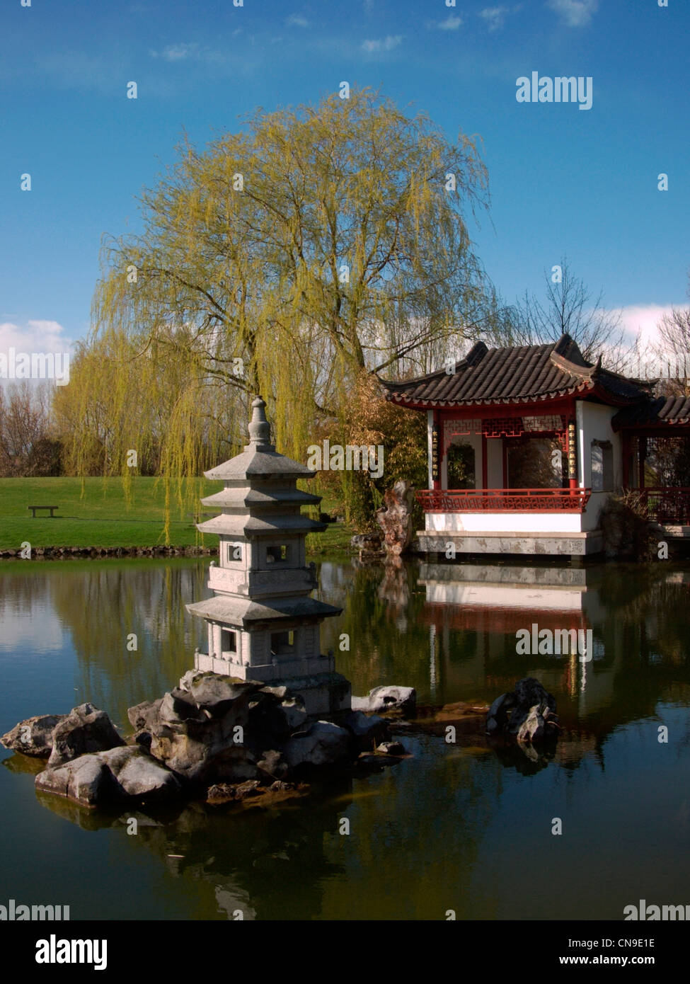 Chinese Pavillon, recreational park Marzahn Stock Photo Alamy