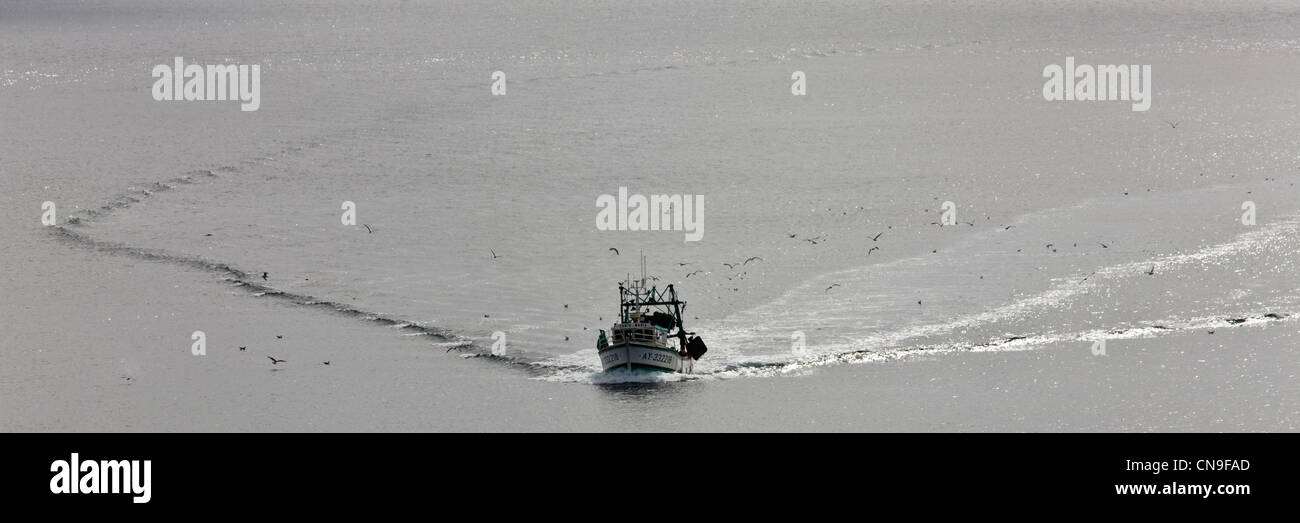 France, Morbihan, Belle Ile en Mer, The Palace, a trawler returns to port Stock Photo