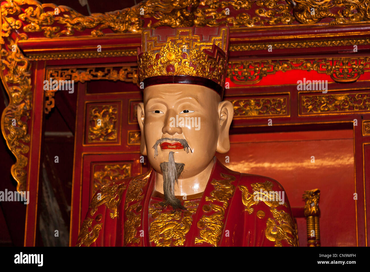Statue of Confucius, Temple of Literature, Van Mieu, Hanoi, Vietnam