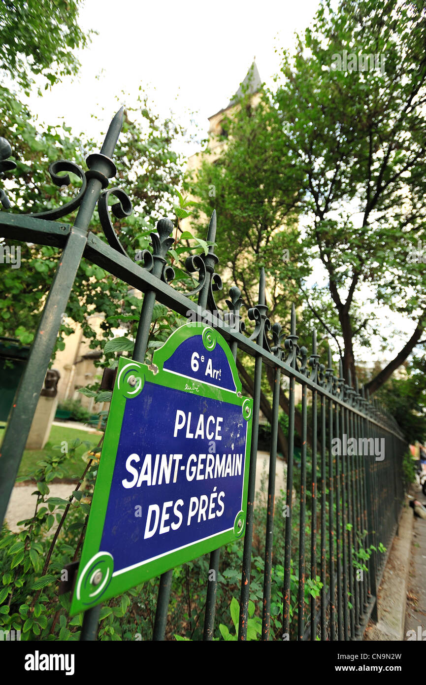 St germain district hi-res stock photography and images - Alamy