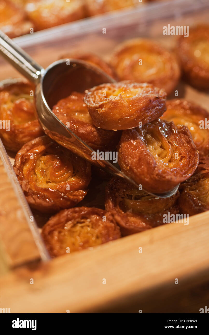 Kouign Amann Concarneau Meilleur Ouvrier De France Kouignettes hi-res stock photography and images - Alamy