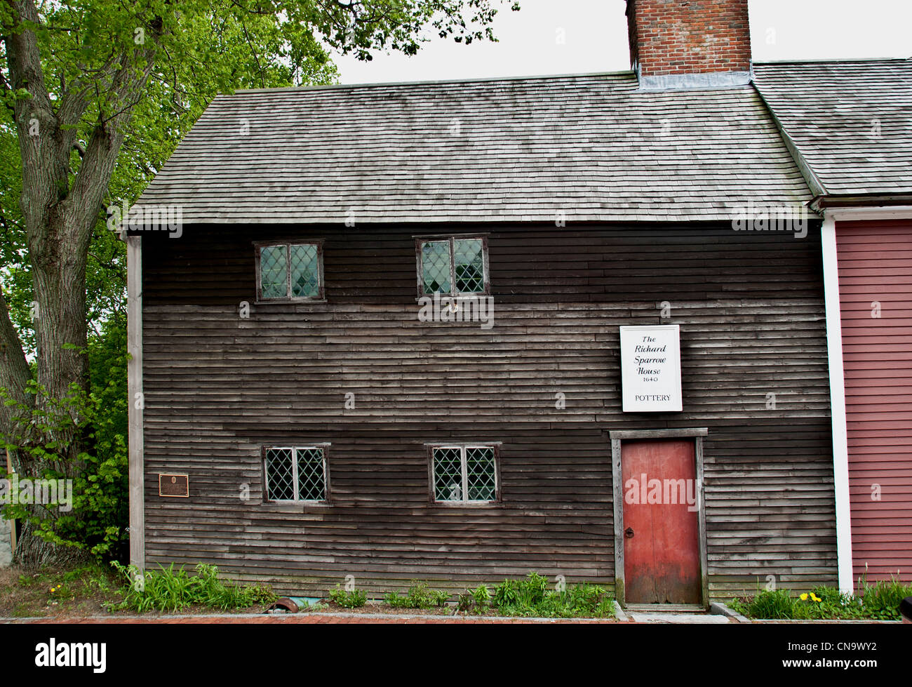Richard Sparrow House 1636 Plymouth Massachusetts, exterior view Stock Photo
