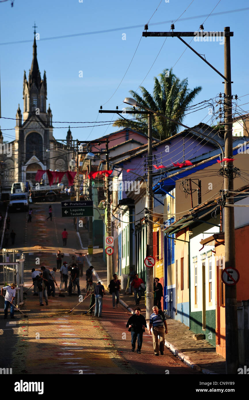 Brazil, Sao Paulo State, Sao Luiz de Paraitinga, Holy Spirit procession where streets are covered with decorations made of Stock Photo