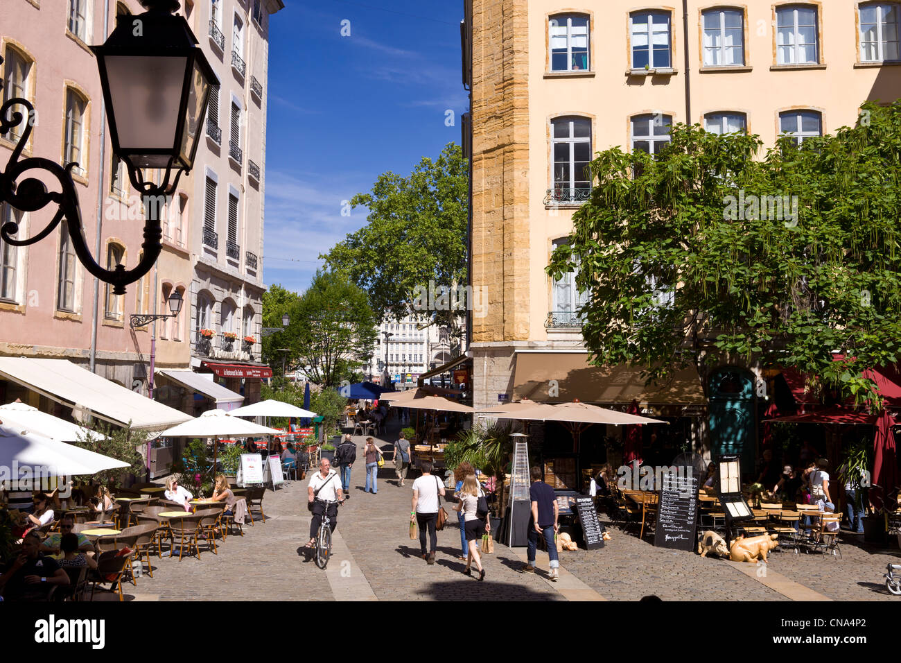 France, Rhone, Lyon, historical site listed as World Heritage by UNESCO, Vieux Lyon (Old Town), Place du Change and Bouchons Stock Photo