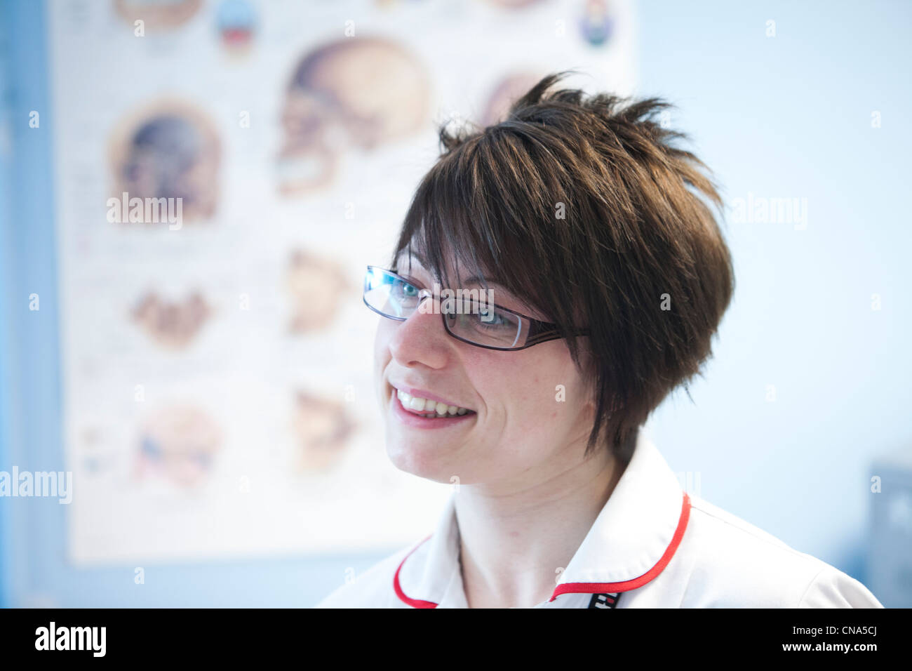 A female Radiographer at work in the NHS UK Stock Photo Alamy