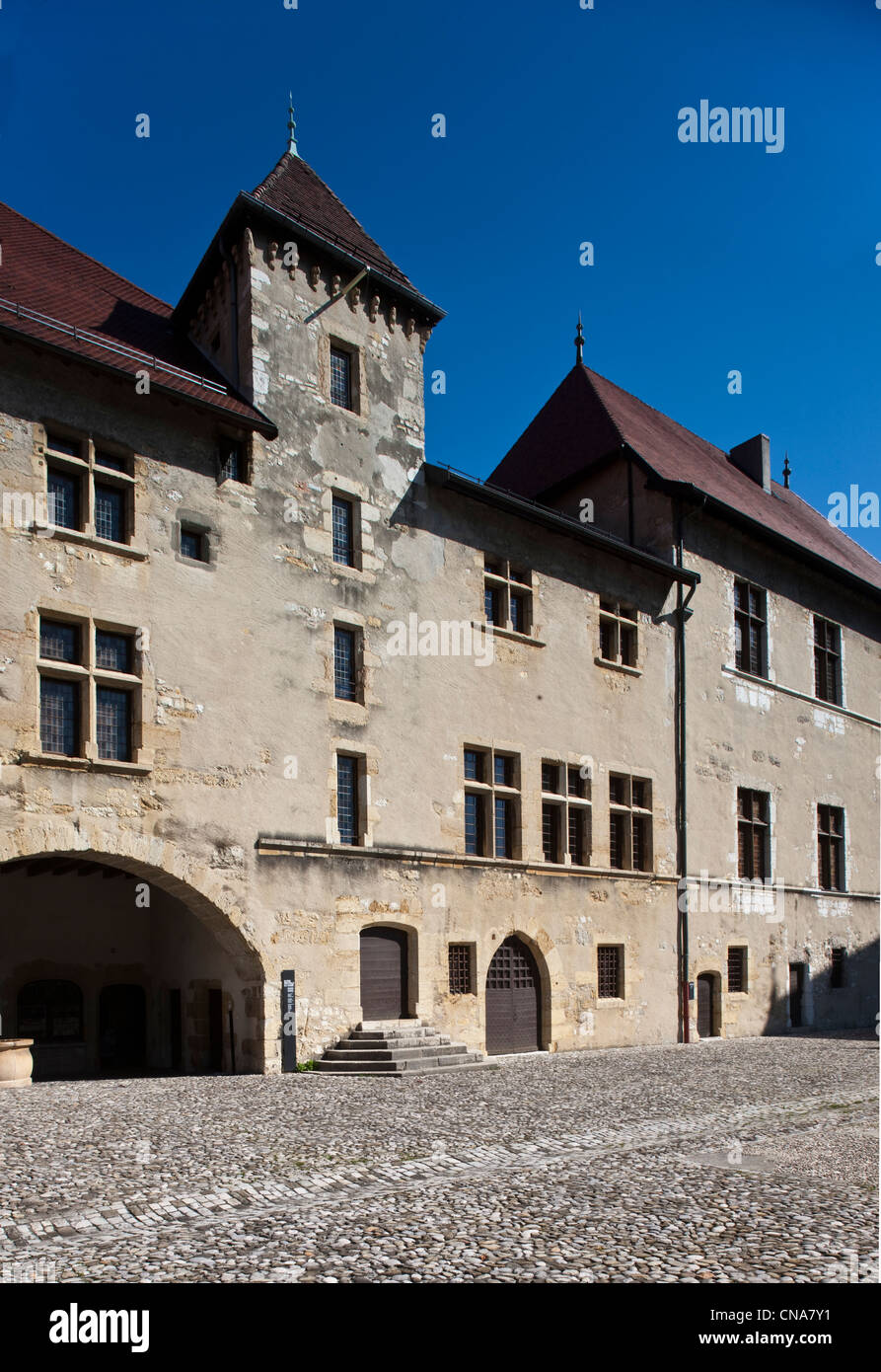 France, Haute Savoie, Annecy, the Castle, the courtyard and the Vieux Logis Stock Photo