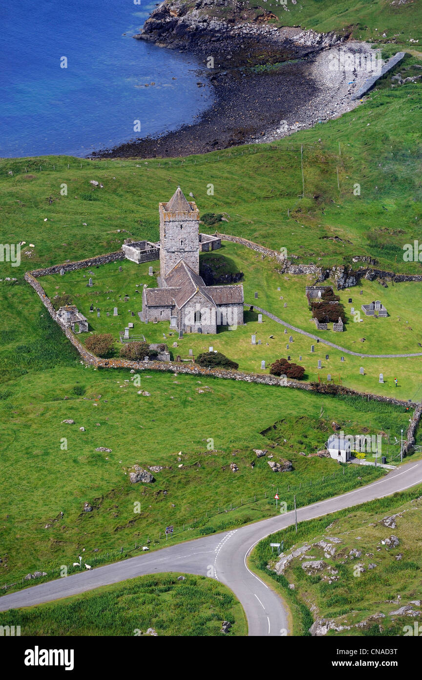 United Kingdom, Scotland, Outer Hebrides, Lewis and Harris Island, South Harris, Rodel, medieval church and small harbor Stock Photo