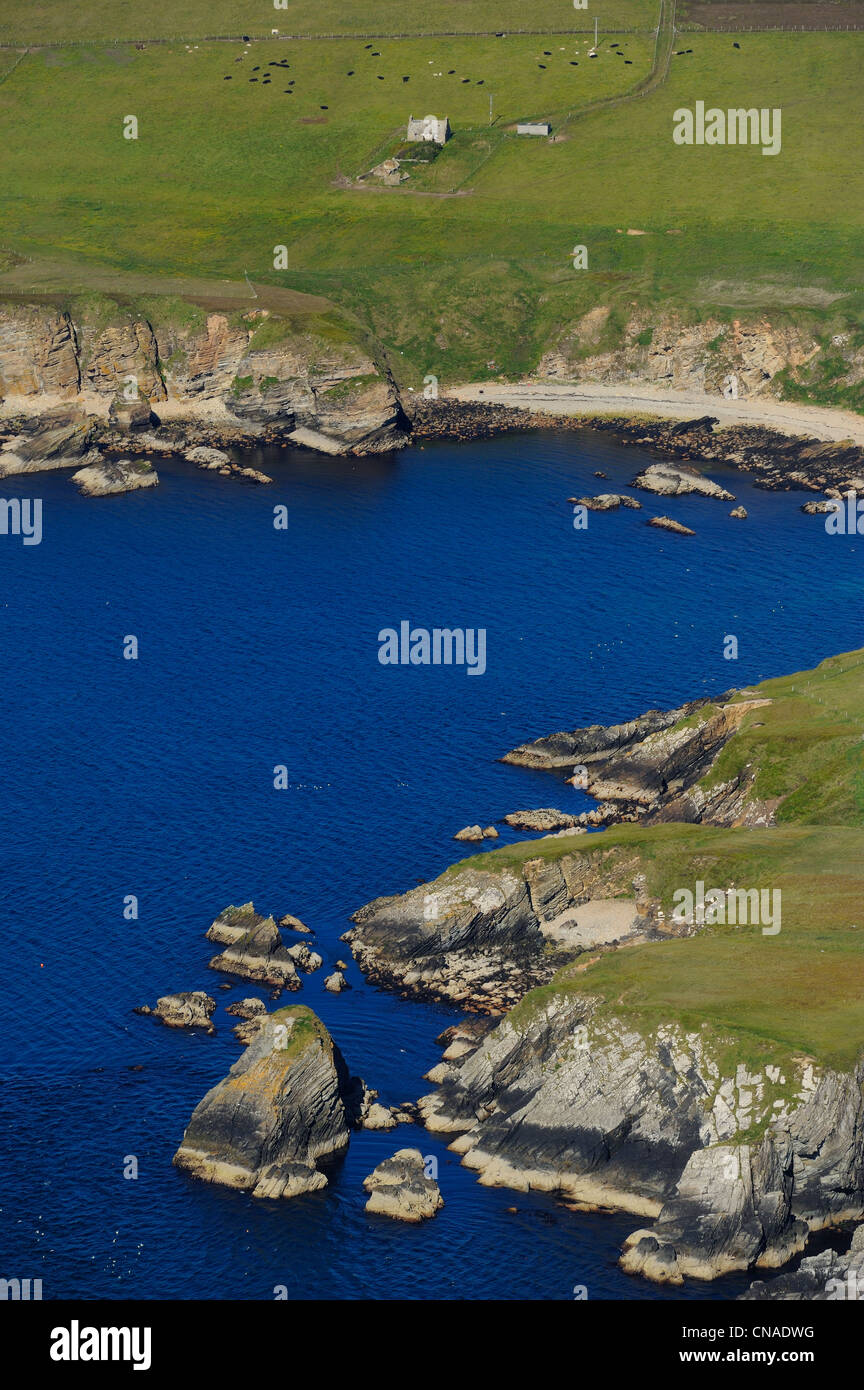 United Kingdom, Scotland, Orkney Islands, South Ronaldsay Island, farm by the sea (aerial view) Stock Photo