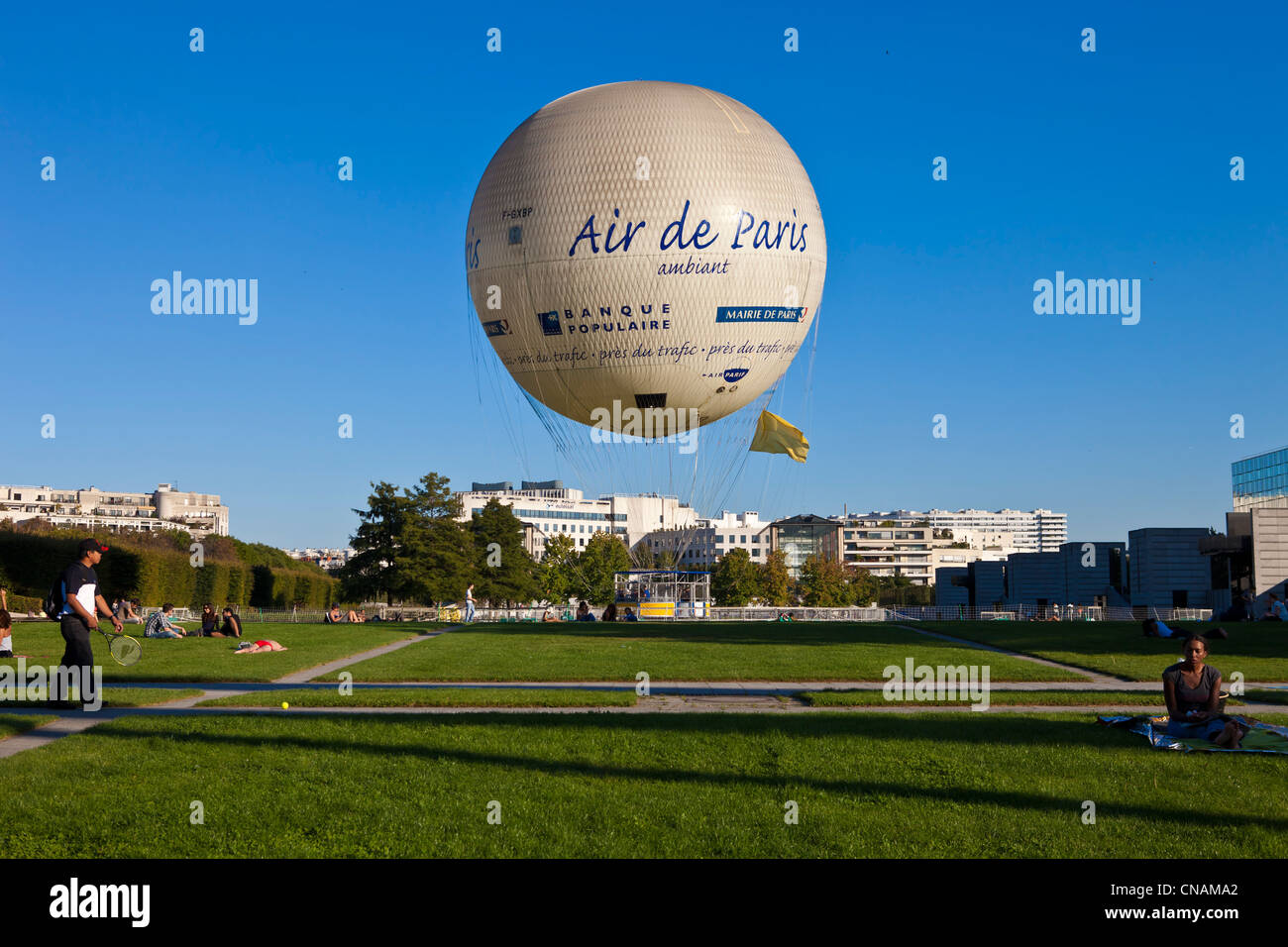 France, Paris, Andre Citroen park, the hot air balloon Eutalsat up to 150m Stock Photo