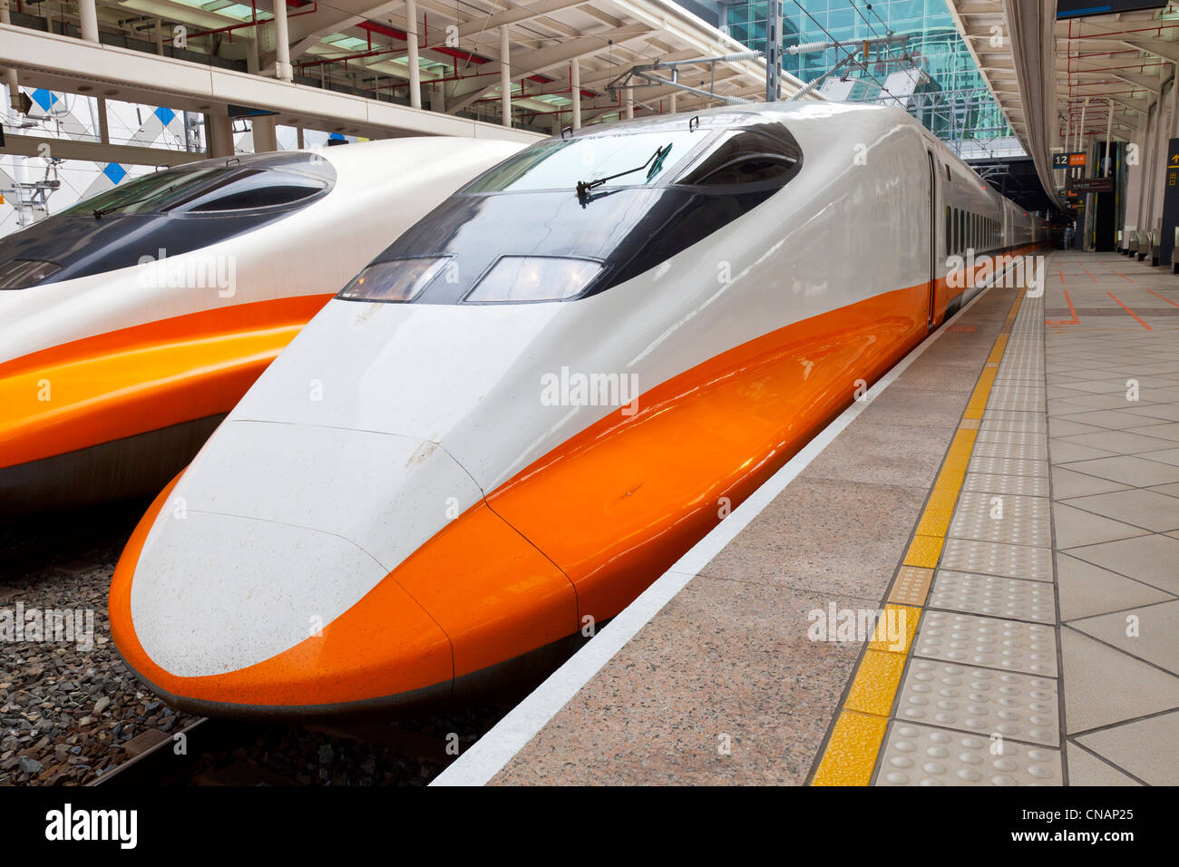 Taiwan High Speed Rail (THSR or HSR) train at Zuoying near Kaohsiung, Taiwan. JMH5973 Stock Photo