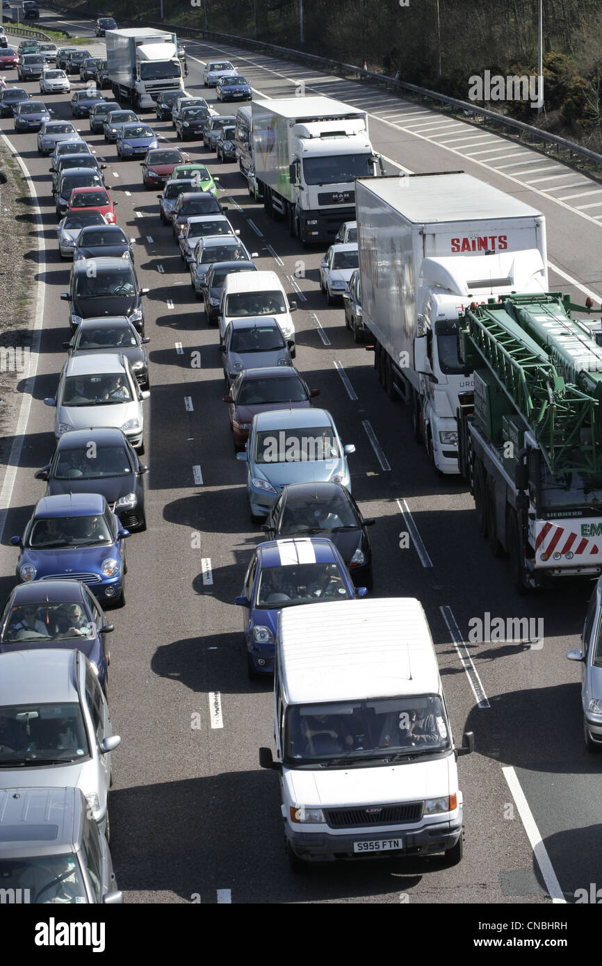 M25 Jammed at Enfield Middlesex Junction 25 Stock Photo