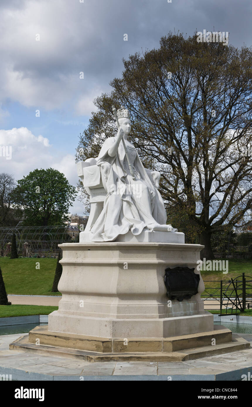 Kensington Palace, Kensington Gardens, London Stock Photo Alamy