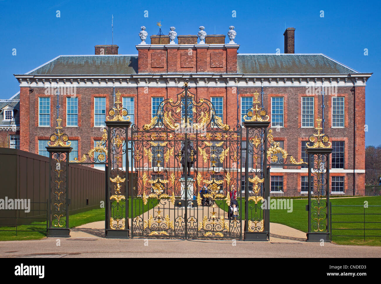 London, Kensington Gardens The south gates of Kensington Palace March 2012 Stock Photo