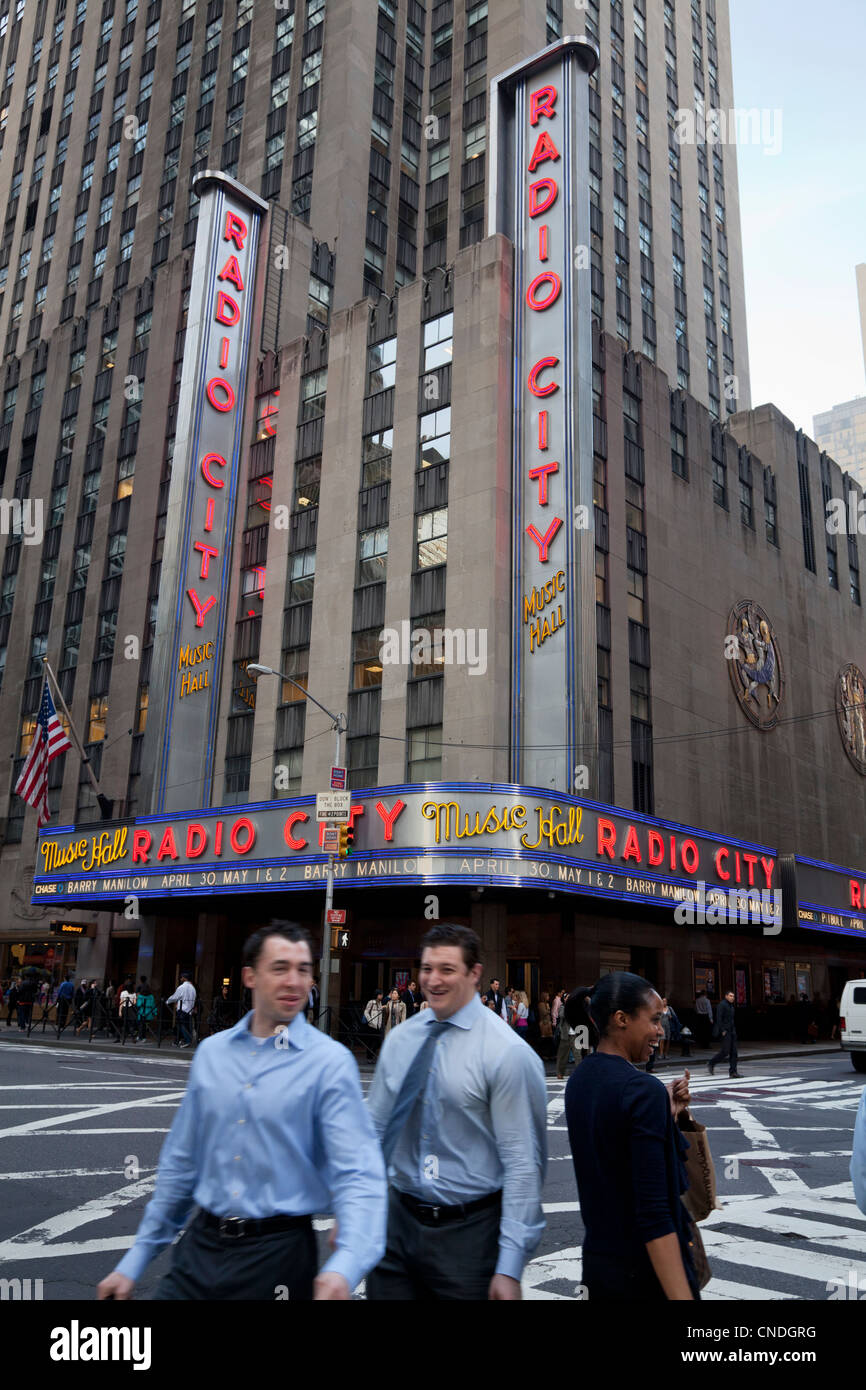 Radio City Music Hall 1260 Avenue of the Americas (Sixth Avenue) in Manhattan, New York City Stock Photo