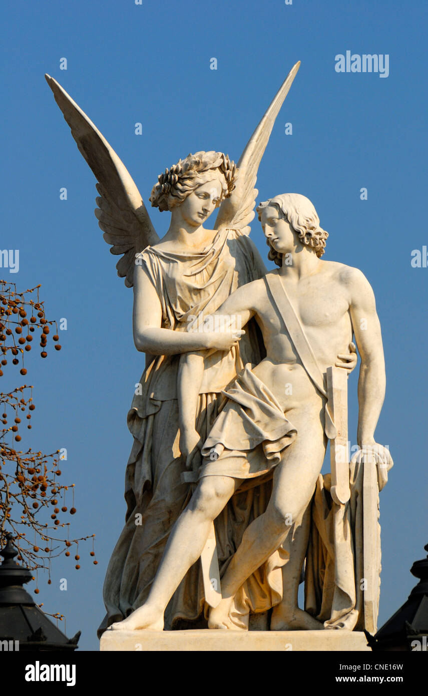 Berlin, Germany. Statue on Schlossbrucke (bridge) The goddess Nike  supporting a wounded warrior (Ludwig Wichmann, c1857 Stock Photo - Alamy