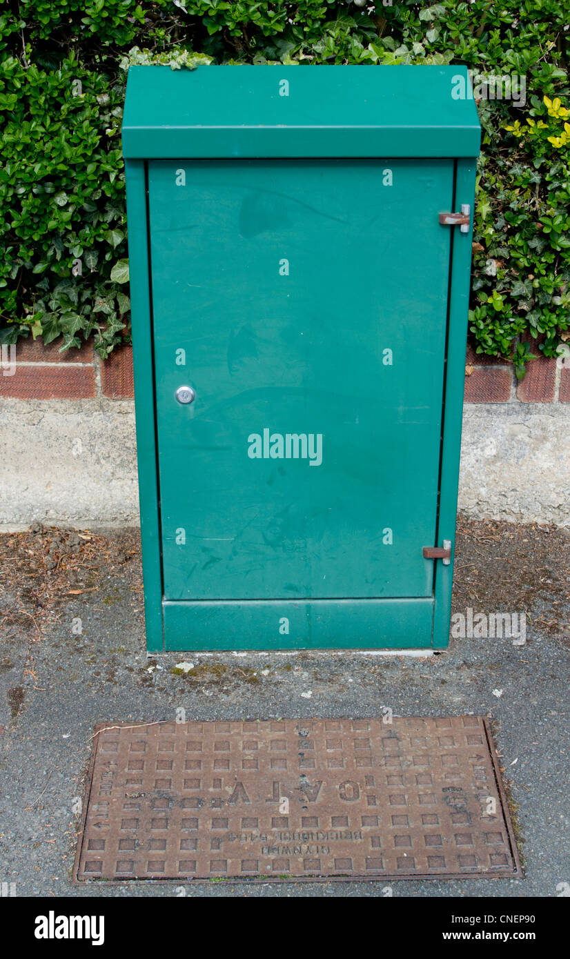 Cable tv relay hires stock photography and images Alamy