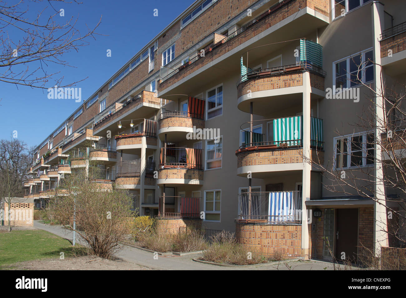 One of the blocks designed by Hugo Häring in the Siemensstadt housing