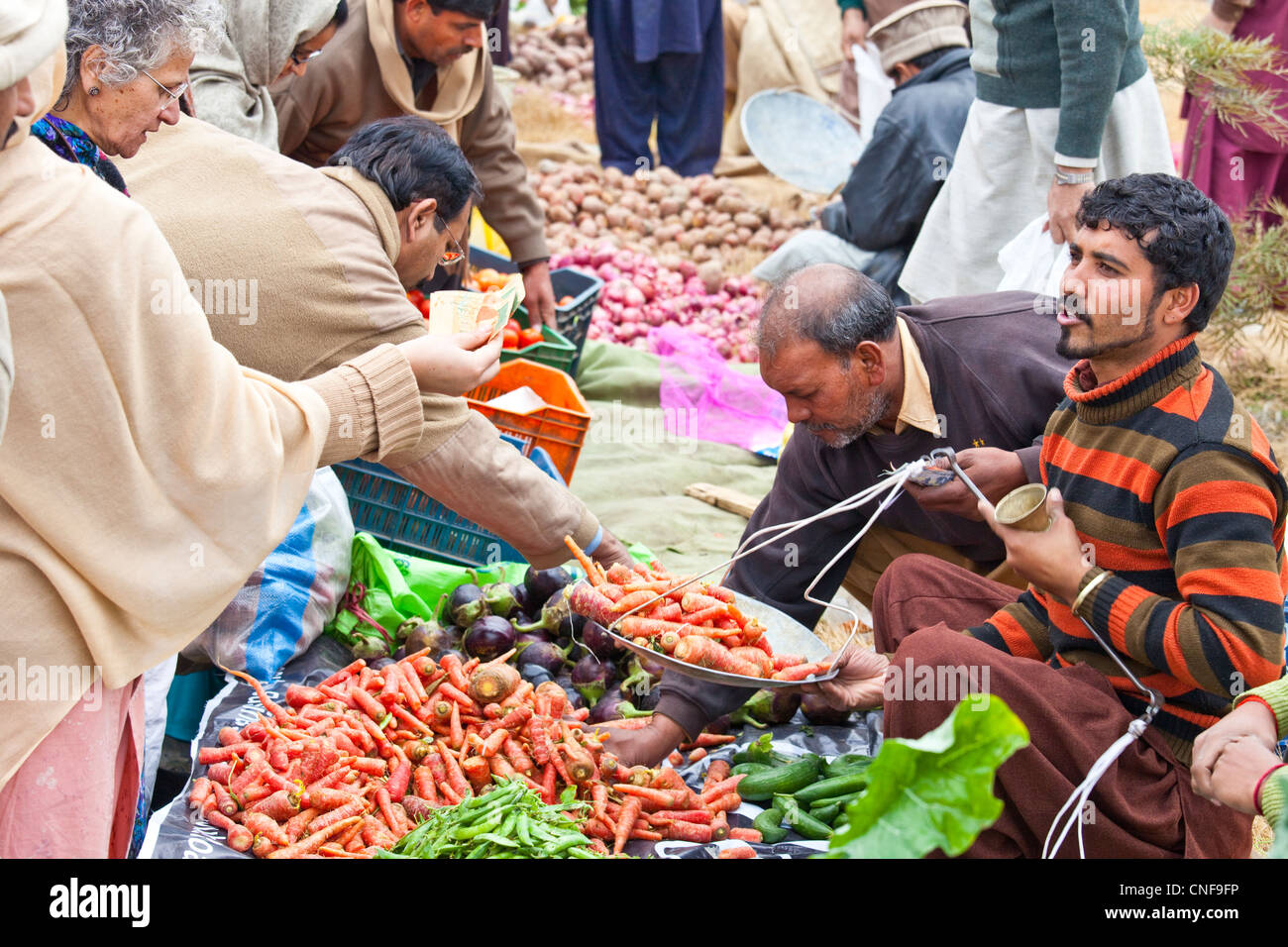 Sunday Market, Islamabad, Pakistan Stock Photo Alamy