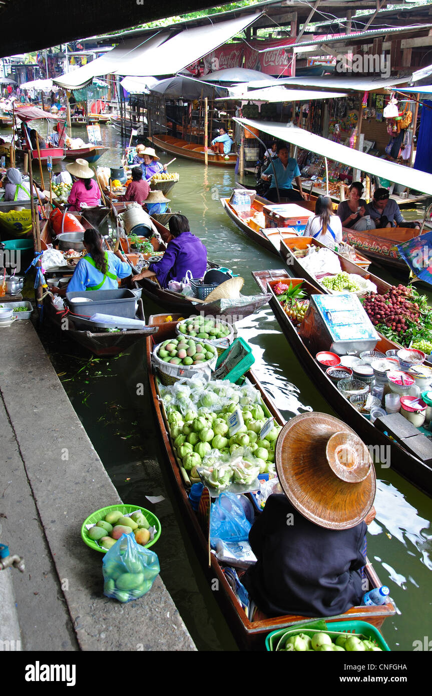 Damnoen Saduak Floating Market, Damnoen Saduak, Ratchaburi Province, Thailand Stock Photo