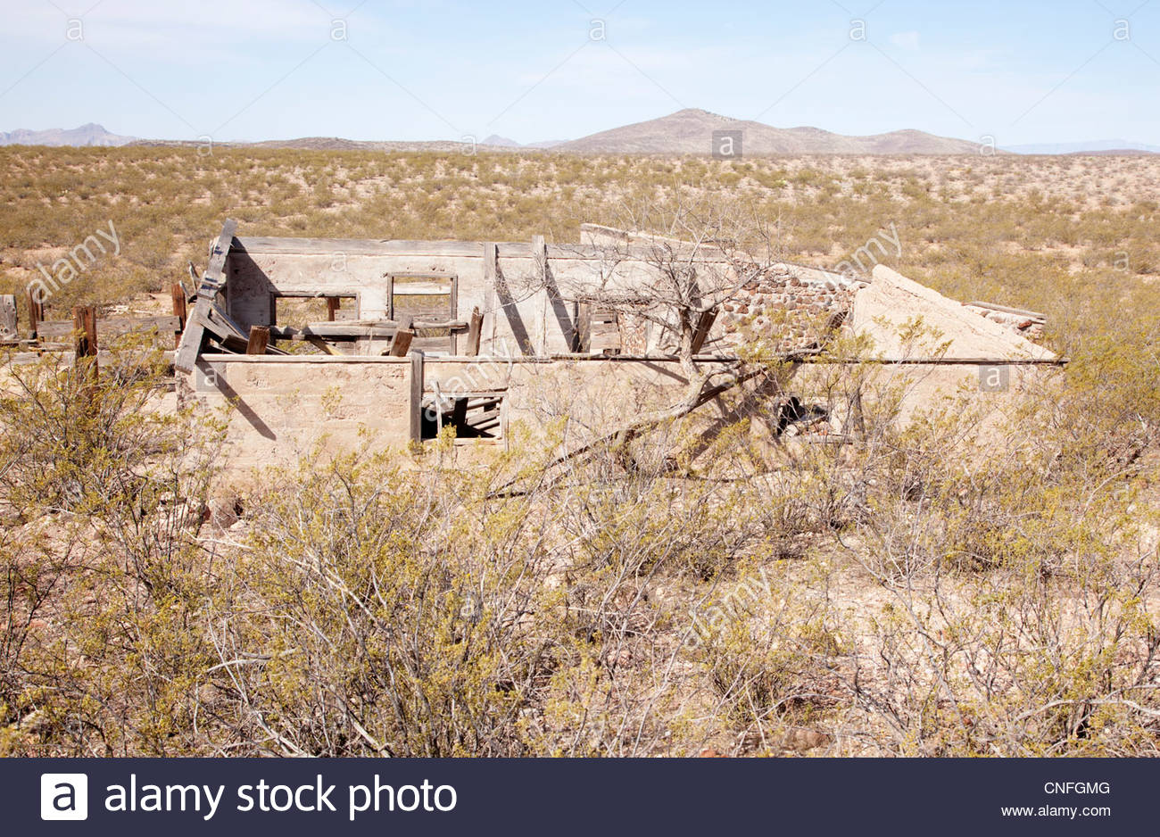 Abandoned Ranch House Stock Photos & Abandoned Ranch House Stock Images