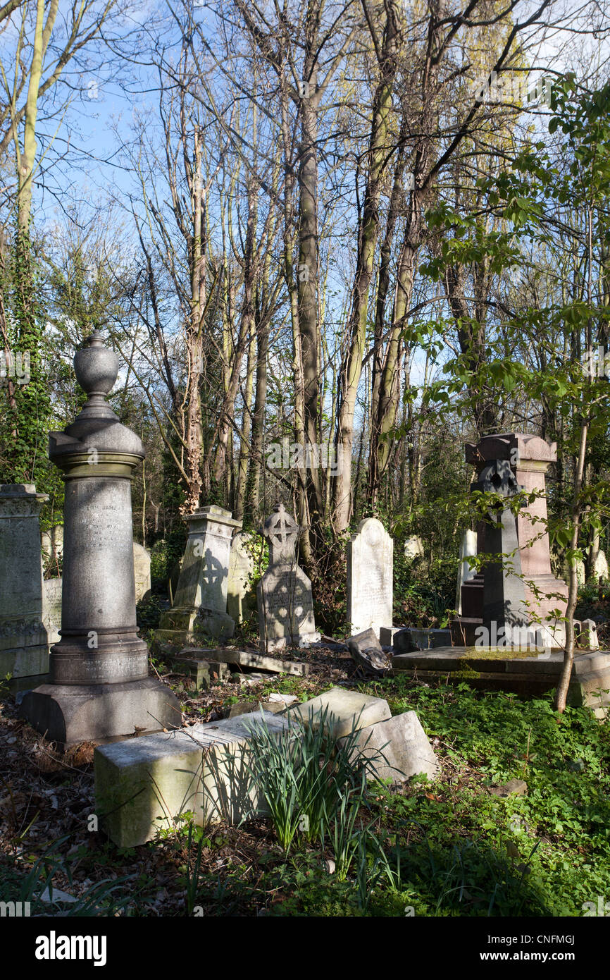 Abney Park Cemetery Stoke Newington Hackney London England Uk Stock Photo Alamy