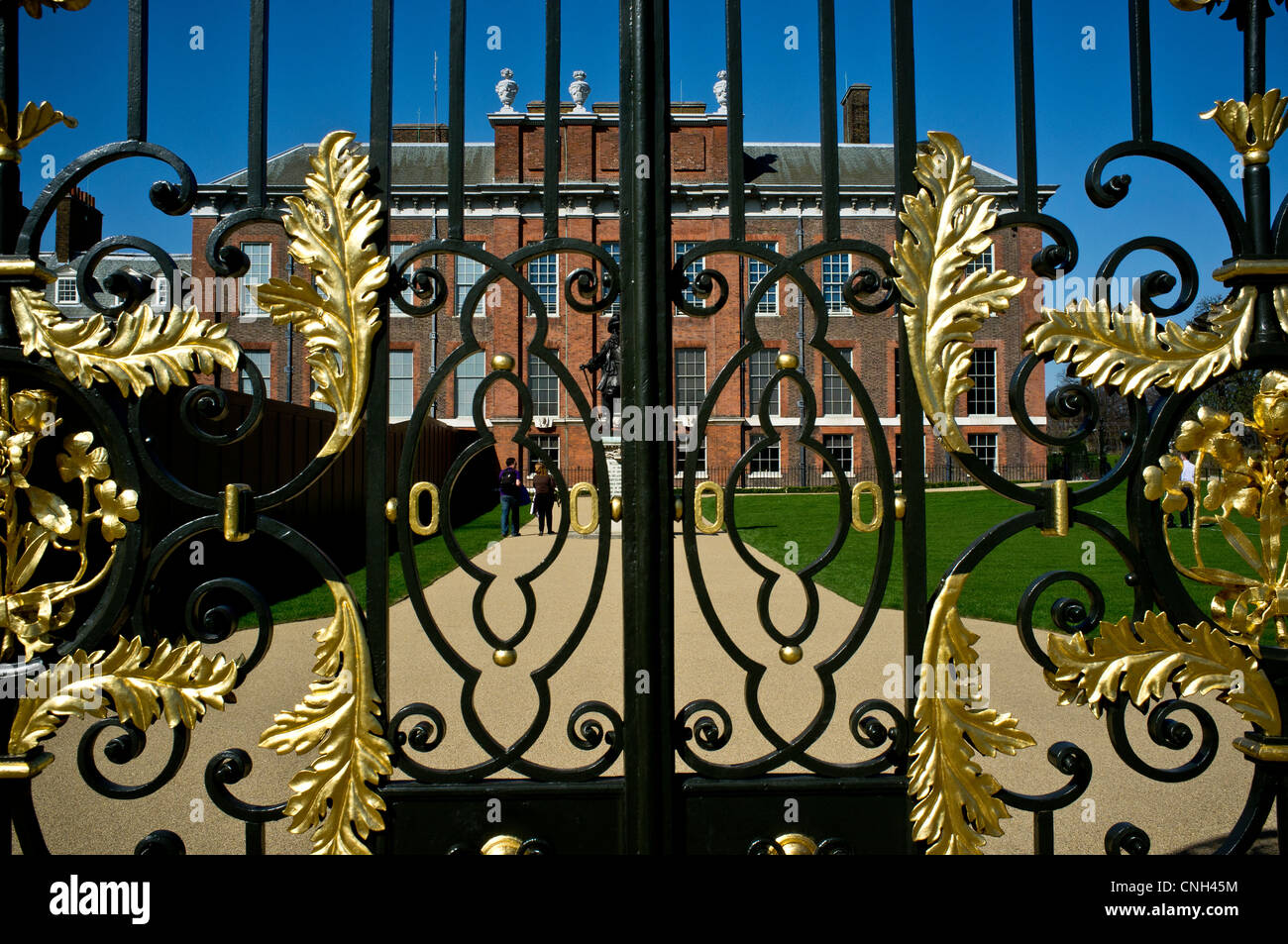 Kensington Palace Gates, Kensington Park. Stock Photo