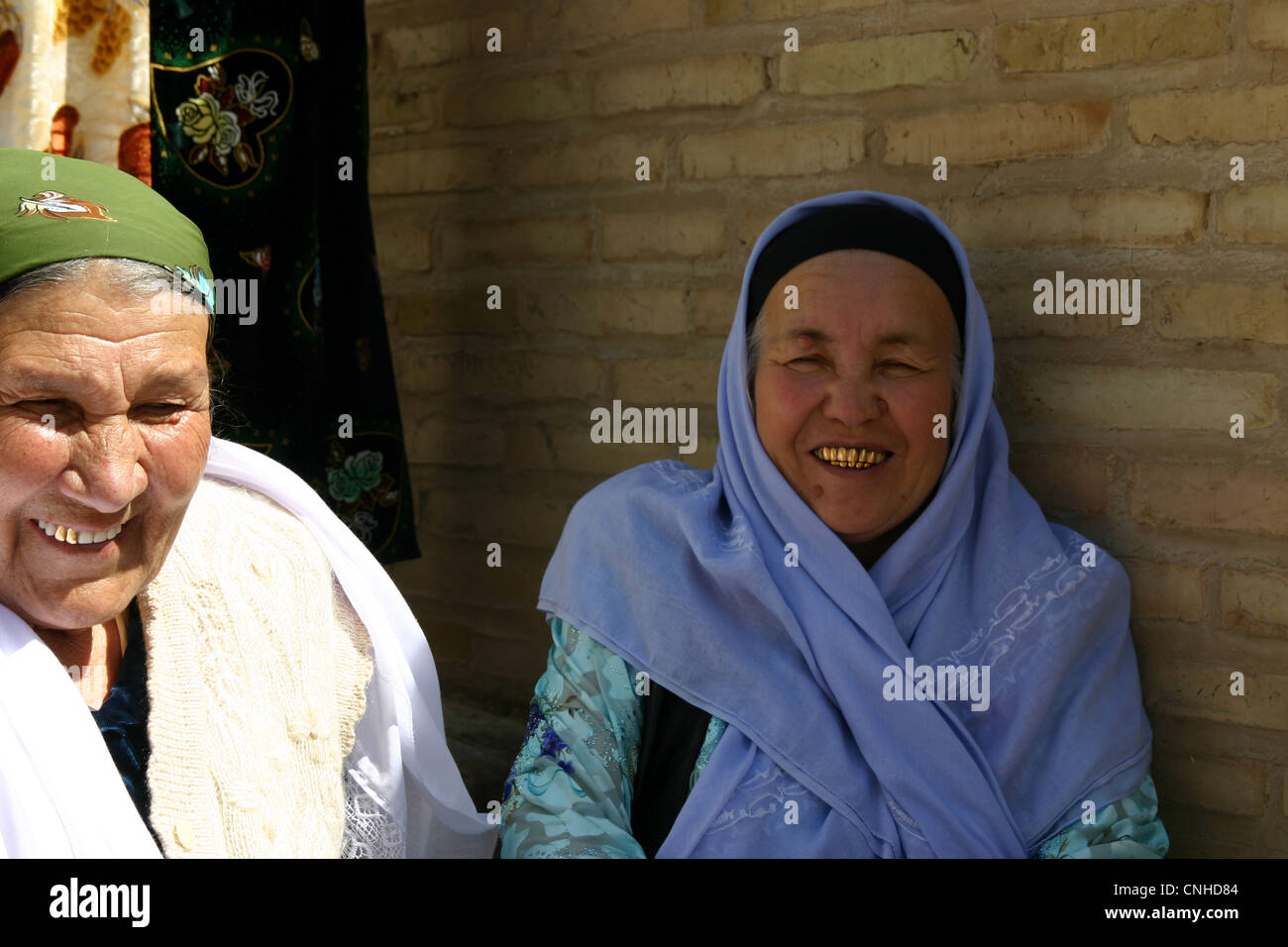 Gold teeth hires stock photography and images Alamy