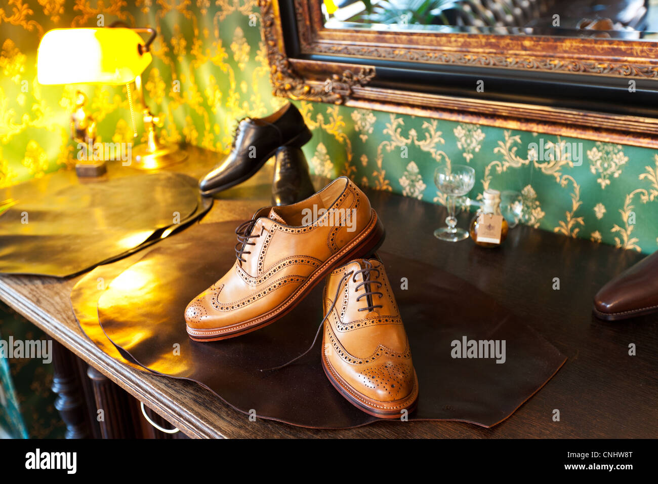 Antique leatherwork hi-res stock photography and images - Alamy