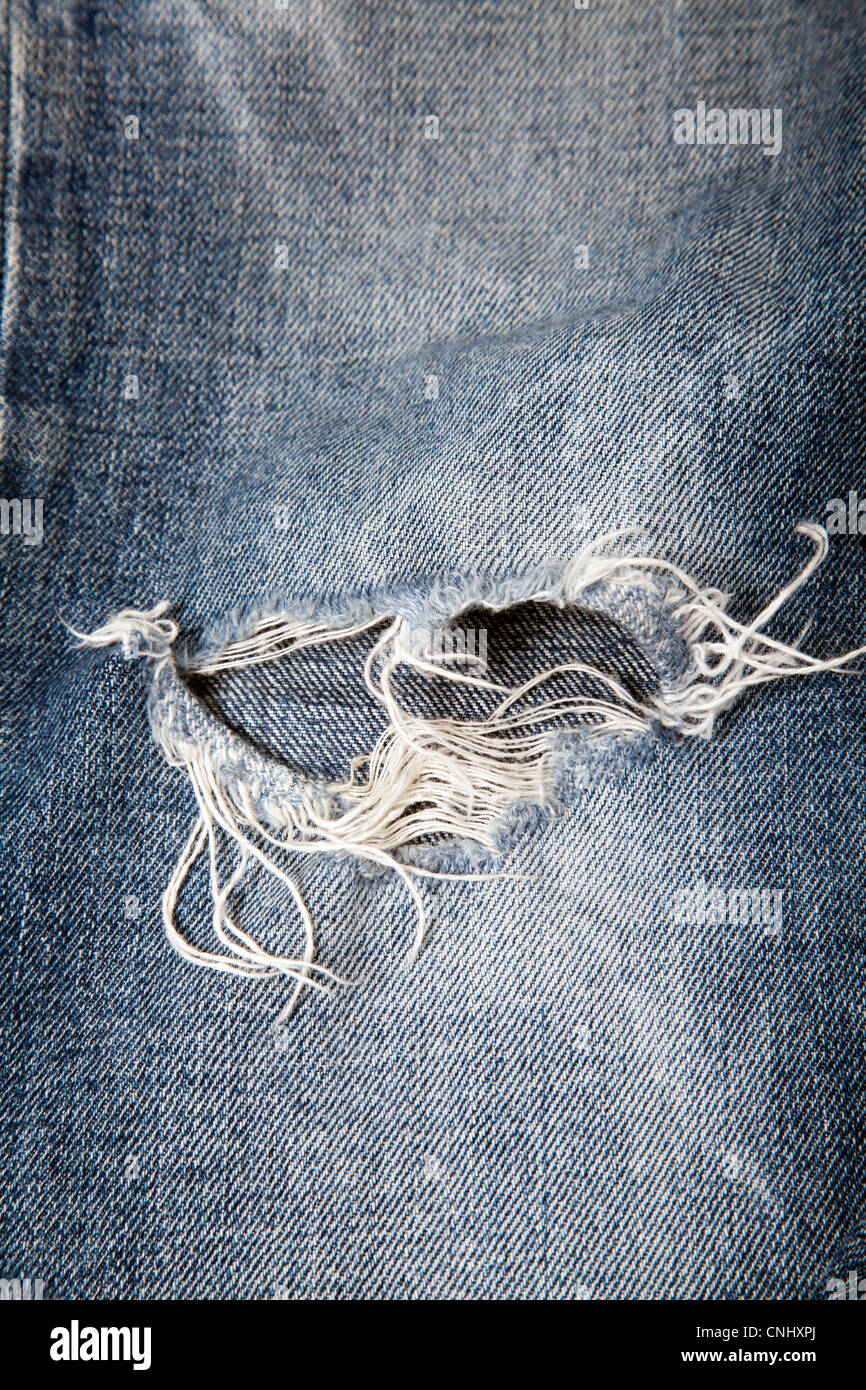 mens jeans with holes in the knees