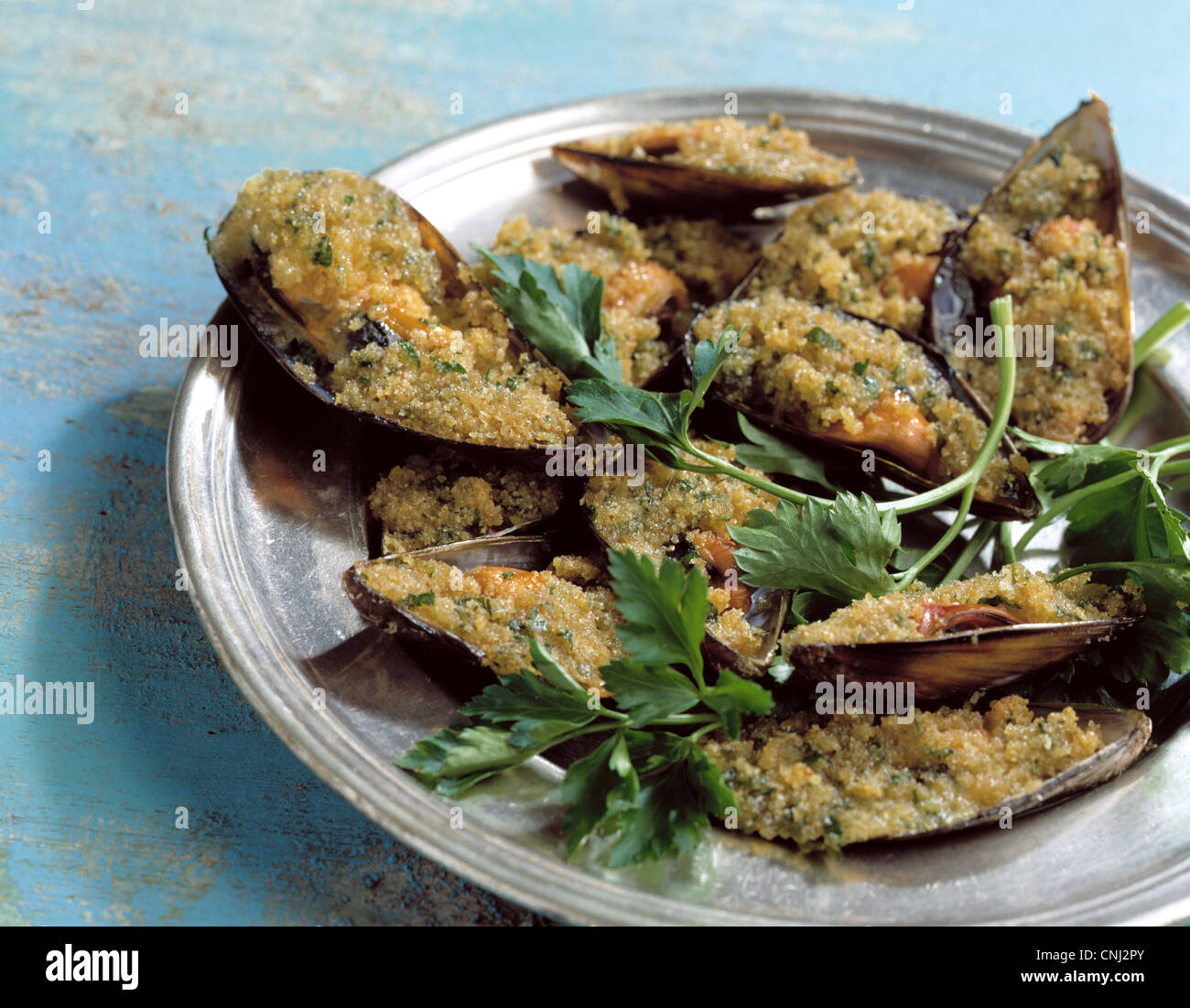 Mussels au gratin (Cozze gratinate Stock Photo Alamy