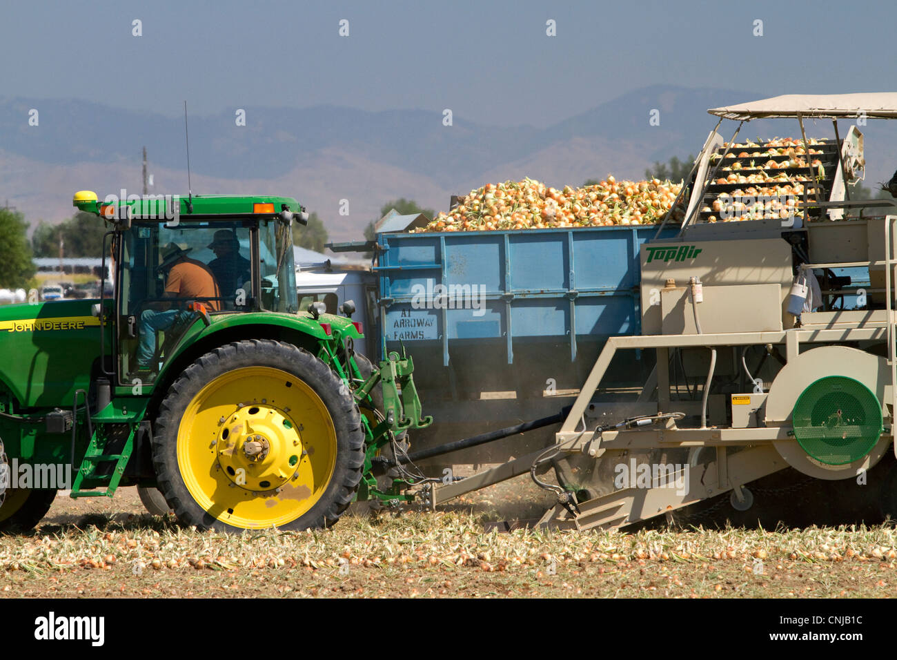 Tractor truck hi-res stock photography and images - Alamy