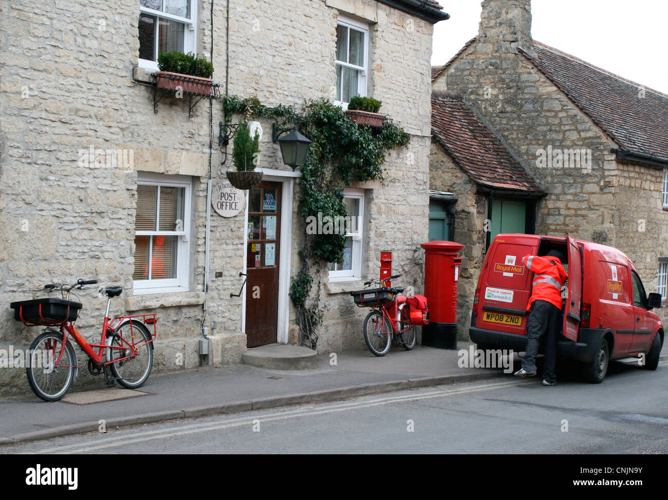Wheatley Village Post Office Oxford delivery Stock Photo Alamy